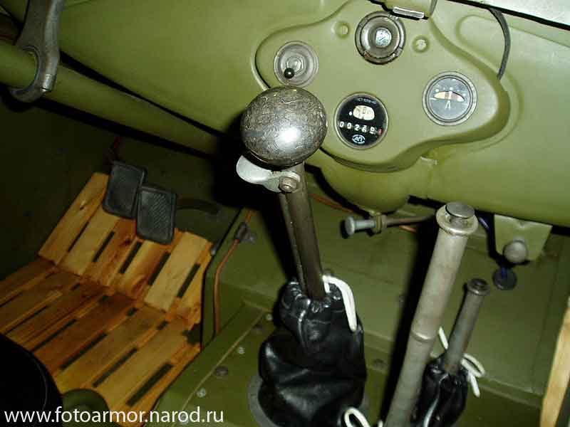 ГАЗ-67 Б. Приборная доска.