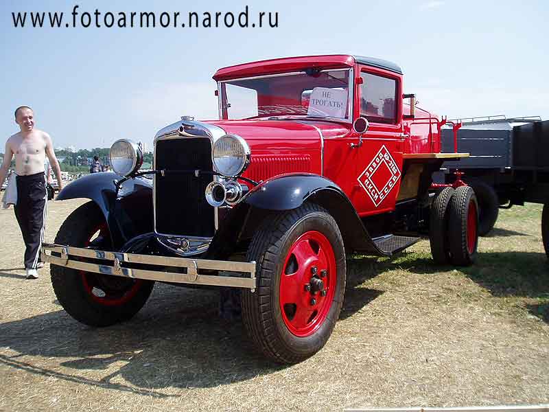 Пожарный автомобиль ПМГ на базе грузовика ГАЗ-АА.