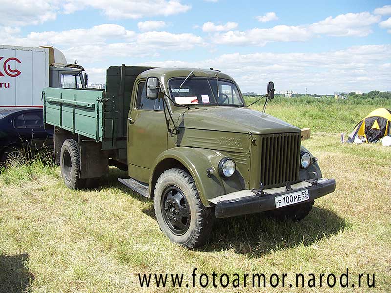 some old school trucks from Russia Gaz51 custom Rare zil