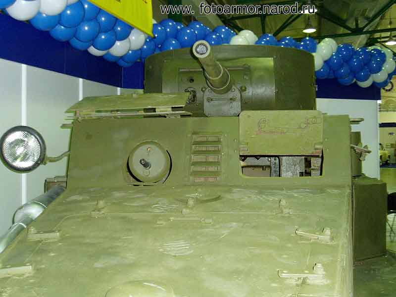 Советский плавающий бронеавтомобиль ПБ-4.