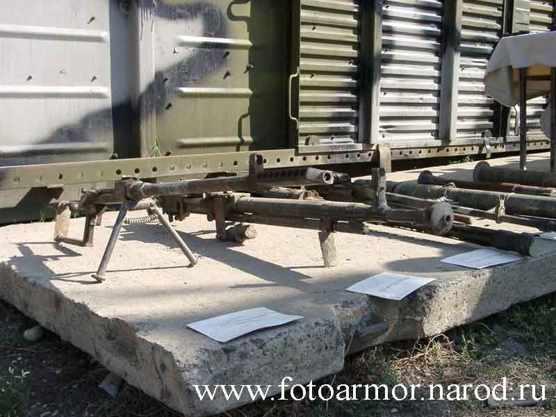 Оружие захваченое у боевиков в Чечне.
